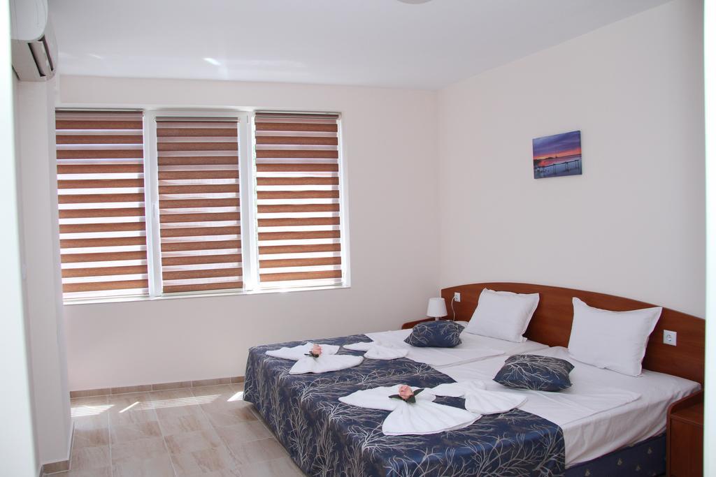 Capuccino Guest Apartments - Free Parking And Wi-Fi Sunny Beach Exterior photo